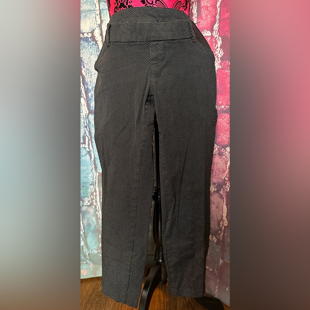 Maternity Pants Capris Black & White Polka Dots Size 2 Side Panels
